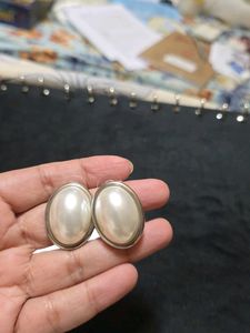 Silver Look Oval Shape Pearl Studs
