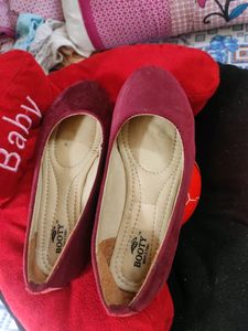 Combo 2 Hand purse and one footwear