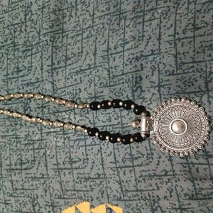 Silver-toned Necklace