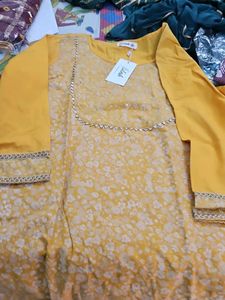 Lsbah Kurti  Size2 Xl