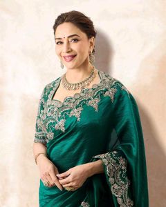 🆕️🆕️Premium Saree With Stitched Blouse