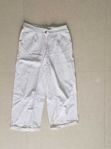 Women white twill parallel trousers