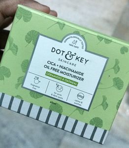 Dot & Key Cica & Niacinamide Oil free Moisturizer