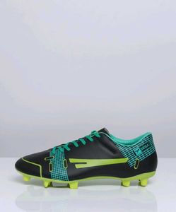 Spectra Football Shoes - UK 8