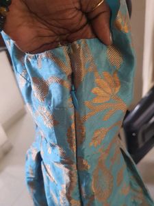 Diwali Elegant Ethnic Gown With Side Zip