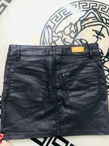 leather skirt