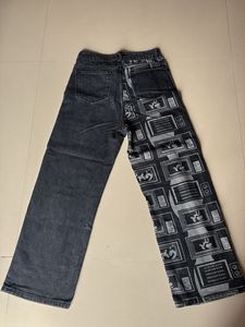 Two-Tone Graphic Print Jeans