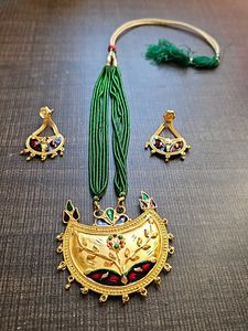Gold Plated Neckpiece Set