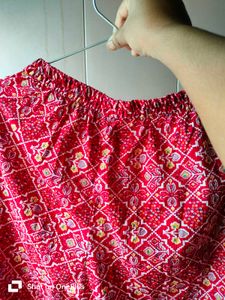 Red Patterned Set