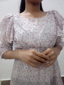 Clinched Waist Top For Summers (Floral Print)