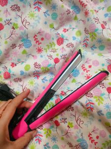 Nova Small Hair Straightener