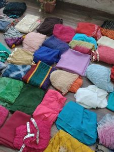 Assorted Women's Dupattas 50 per piece
