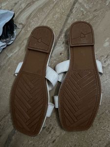 White Zudio Slides