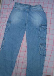 H&amp;M Cargo Jeans