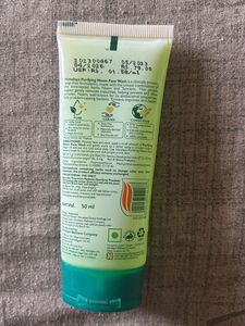 Himalaya Purifying Neem Face Wash
