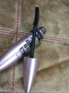 High Volume Maskara I Brought It From Dubai Mall