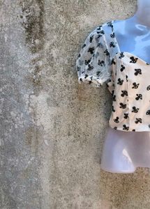 CUTE CROP TOP
