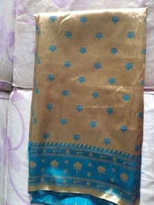 Silk Blend Saree with Lotus Motifs