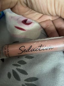 Victoria Secret Nude Lip Gloss
