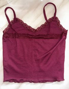 Graphic Printed V Neck Crop Top