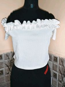 BOGO 🎁 Buy One Get 1 Free🎁H&amp;M Ruffle Top