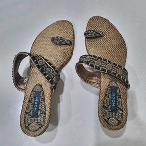 Mochi Embellished Toe Ring Sandals