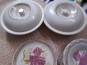 Dinnerware Set
