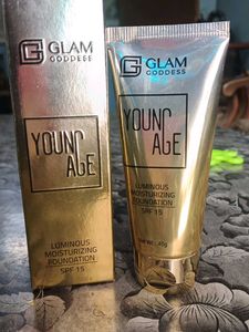 Glam Goddess Young Age Foundation