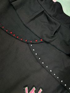 Black Skirt!