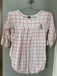A Pretty Balloon Sleeves Top