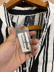 Black &amp; White Striped Button-Down Shirt (S)