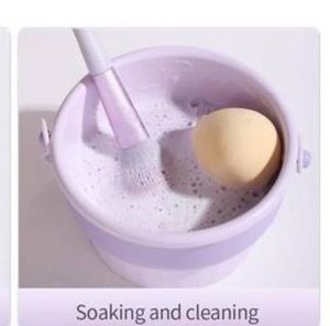 Make up brush cleaning tub