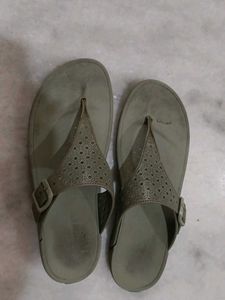 Ethnic Brown Juttis