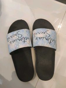 women&#39;s footwear