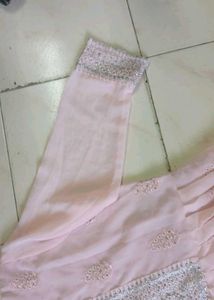 Elegant Pink Embroidered Kurta