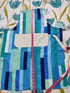 Apron With 2 Pockets