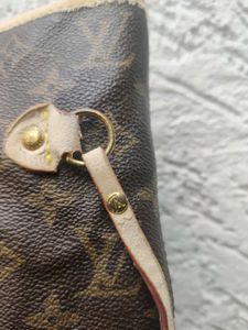 Louis Vuitton Handbag