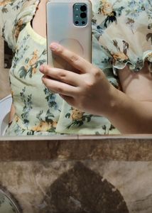 Floral Puff Sleeve Top