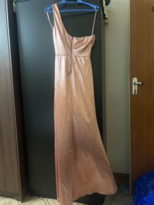 Elegant One-Shoulder Gown