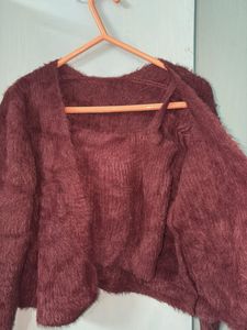 Cozy maroon Cardigan with top