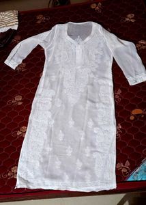 White Embroidered Kurta-Chikankari🔥💸