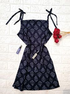 Strapped Short Kurti 💙