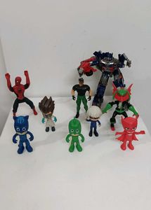 Mixed Character Toy Set
