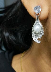 Pearl Drop Fashion Earrings