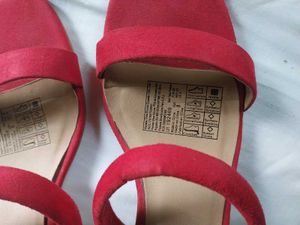 FOOT WEAR FOR WOMENS