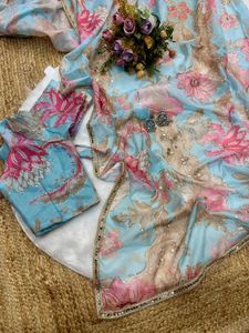 🆕️🆕️ Saree With Mirror Work