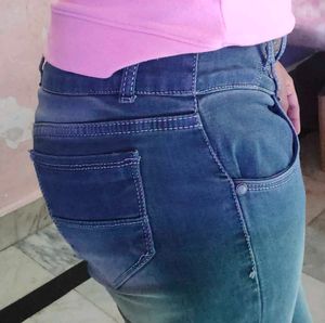 Combo: Two-Tone Wash Jeans