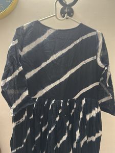 Stylish Black &amp; White Dress Never Wore For Once