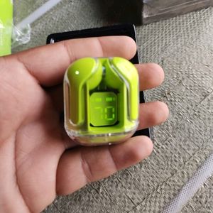 True Wireless Head Phones New