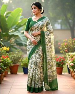beautiful woman saree ✨✨💚🤍